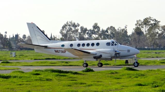 Beechcraft King Air 100 (N6756P)