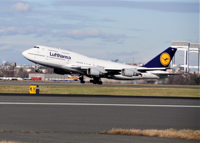 Boeing 747-400 (D-ABVS) - Final flight.  