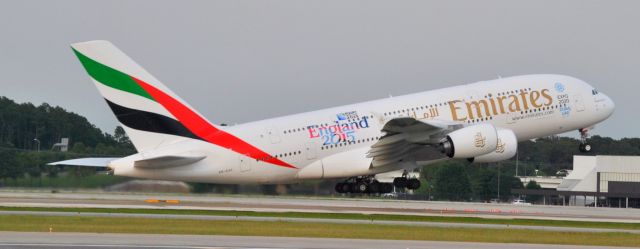 Airbus A380-800 (A6-EOC)