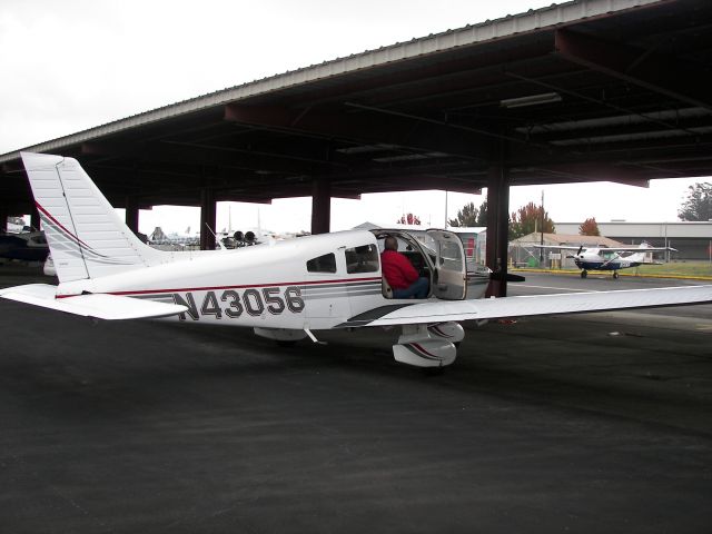 Piper Cherokee (N43056)