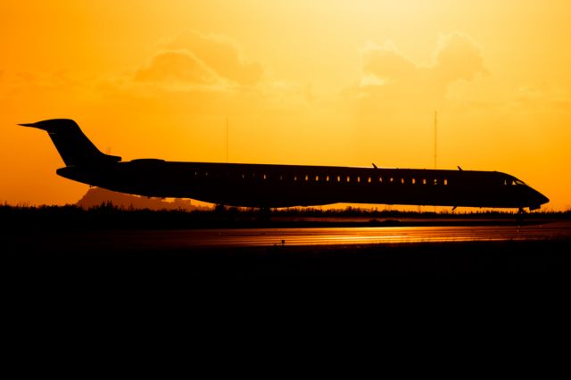 Bombardier CRJ-1000 (9H-MOX) - TENERIFE NORTEbr /07/04/2019