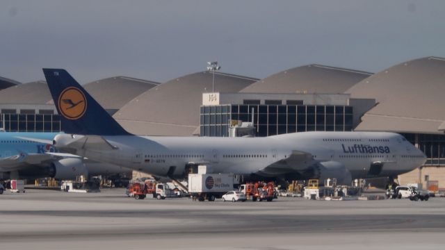 BOEING 747-8 (D-ABYN)