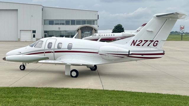 Eclipse 500 (N277G) - One of the three Eclipse’s that call KVPZ home. N277G, a 2007 Eclipse EA500, departed shortly after this for Dallas, TX (ADS/KADS). 5/26/22. 