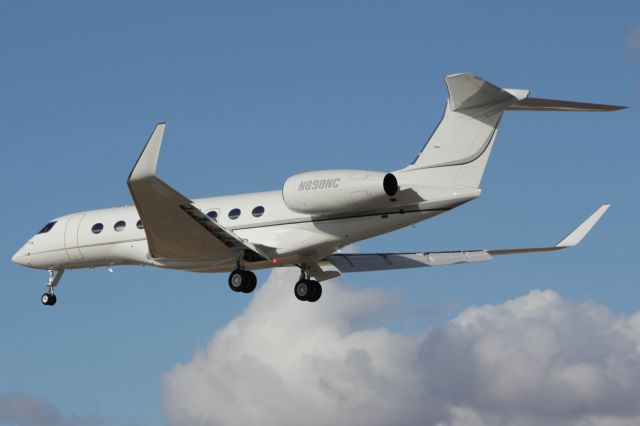 Gulfstream Aerospace Gulfstream G650 (N898NC)