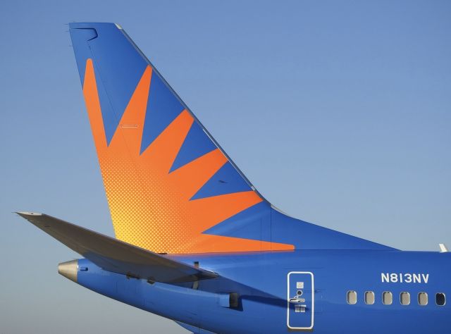 Boeing 737 MAX 8 (N813NV)