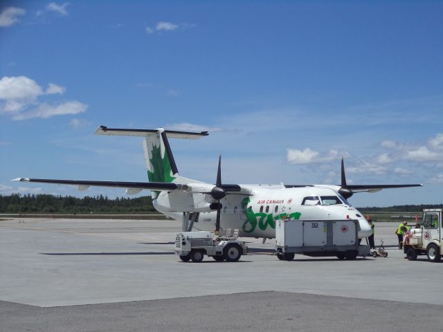 de Havilland Dash 8-100 (C-FGRP)