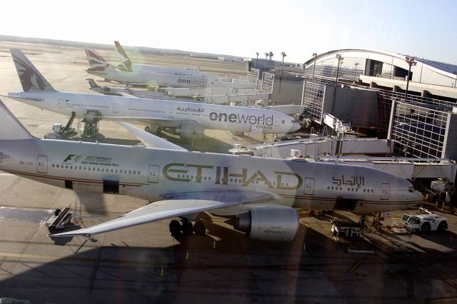 Boeing 777-200 (A6-LRC) - International Departures awaiting the evening departure rush from KDFW