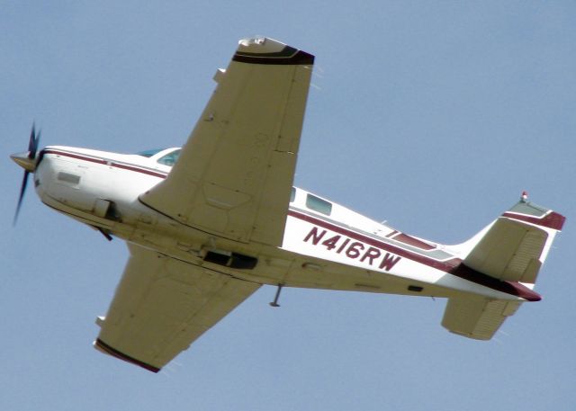 Beechcraft Bonanza (36) (N416RW) - At Downtown Shreveport.