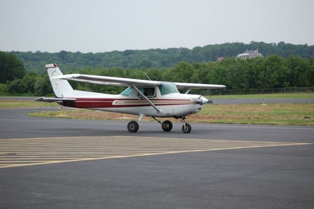 Cessna 152 (N4951B)