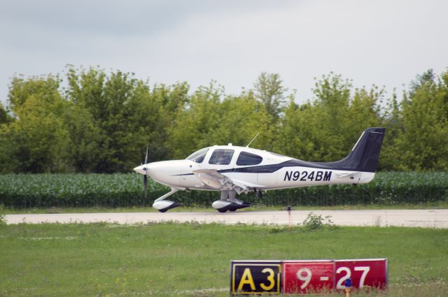 Cirrus SR-22 (N924BM)