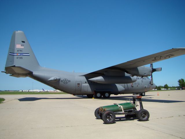 Lockheed C-130 Hercules —