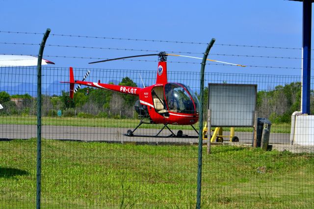 Robinson R-22 (PR-LGT)