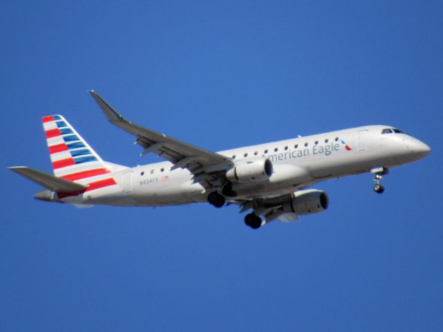 Embraer 170/175 (N434YX)