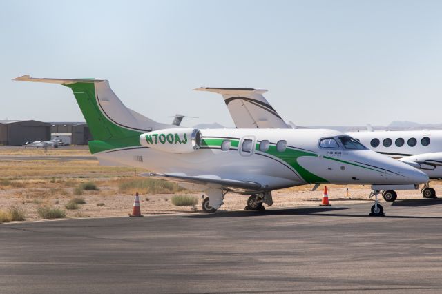 Embraer Phenom 100 (N700AJ)
