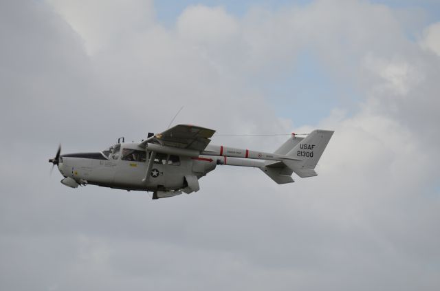 Cessna Super Skymaster (N590D)