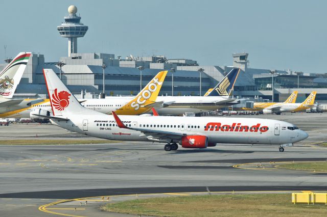 Boeing 737-900 (9M-LNG)