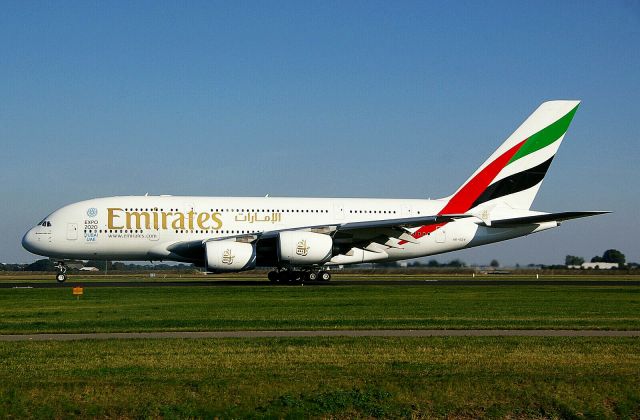 Airbus A380-800 (A6-EDV)