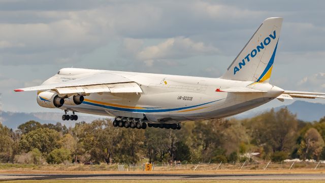 Antonov An-124 Ruslan (UR-82008)