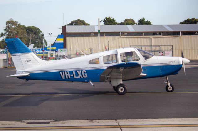 Piper Cherokee (VH-LXG)