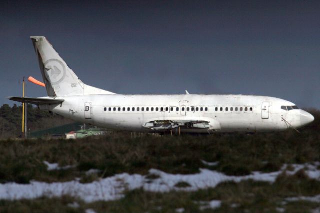 Boeing 737-500 (G-PJPJ) - Seen here on 20-Mar-18 having arrived here on 25-Nov-11. Registration cancelled 15-Oct-15 as permanently withdrawn from use.