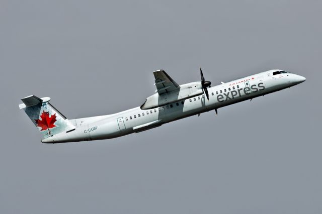 de Havilland Dash 8-400 (C-GGBF)