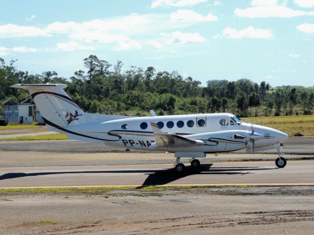 Beechcraft Super King Air 200 (PP-NAT) - Beech B200 Super King Air (cn BB-1857) Ex: N788SF - Criciúma - Forquilhinha (CCM / SBCM), Brazil