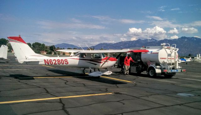 Cessna Commuter (N6280S)