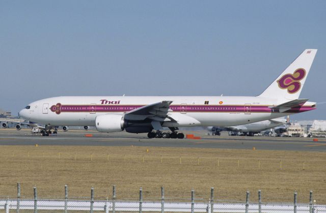 Boeing 777-200 (HS-TJG) - Departure at Narita Intl Airport Rwy34L on 1998/02/05