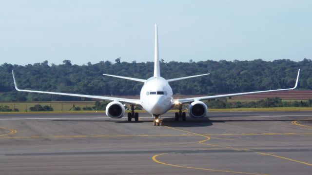 Boeing 737-800 (LV-HKZ)