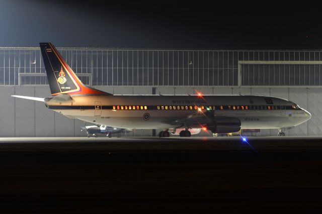 BOEING 737-400 (HS-CMV)