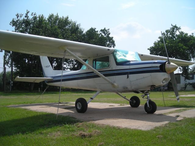 Cessna 152 (N422JP)