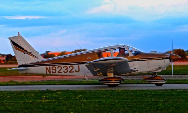 Piper Cherokee (N9232J) - Taxing out for departure at EAA AirVenture 2015!