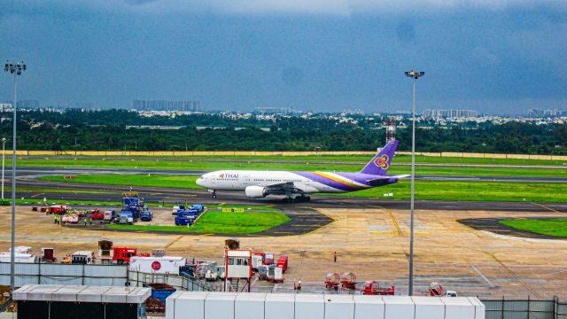 Boeing 777-200 (HS-TJS)