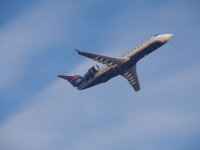 Canadair Regional Jet CRJ-200 (N422AW)