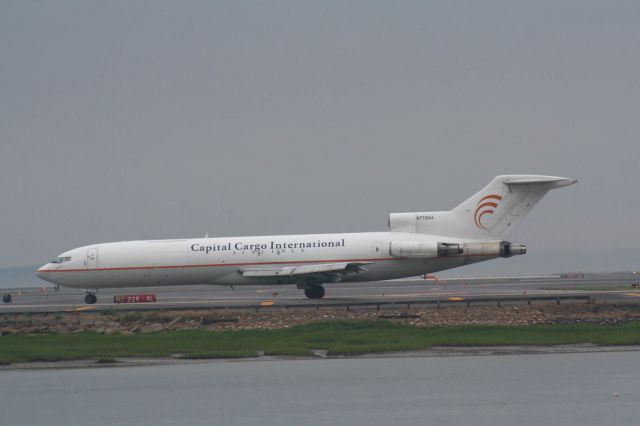 BOEING 727-200 (N715AA) - The original workhorse