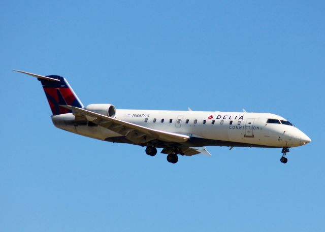 Canadair Regional Jet CRJ-200 (N867AS) - At Shreveport Regional. 2000 Bombardier CL-600-2B19