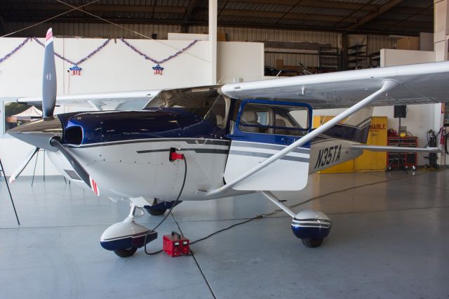 Cessna Skylane (N35TA)