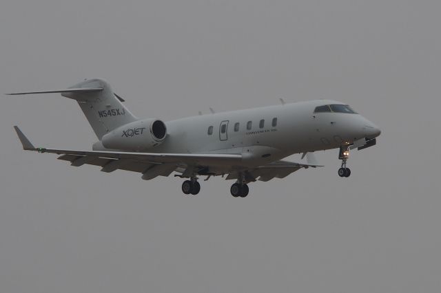 Bombardier Challenger 300 (N545XJ)