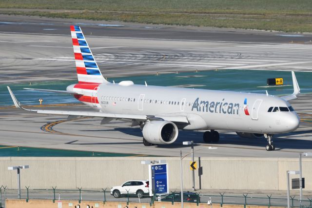 Airbus A321neo (N421UW)