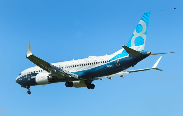 Boeing 737-700 (N8701Q) - Boeings B737-8Max test bench flight, continues short approach to 22L at KMHR Mather field, Rancho Cordova, CA.