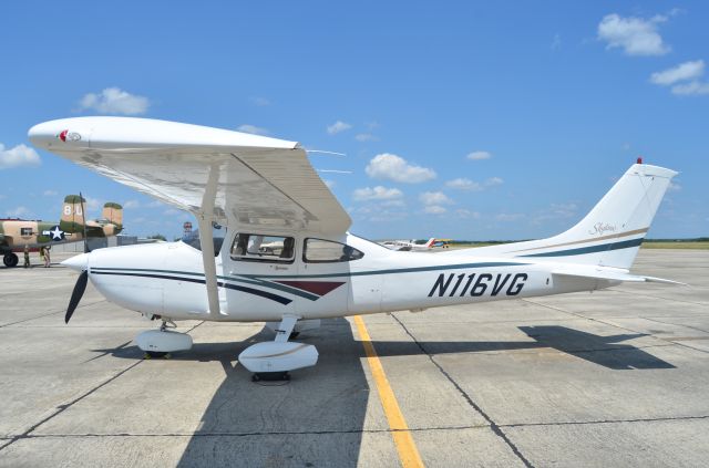 Cessna Skylane (N116VG) - Bluebonnet Fly-in at San Marcos