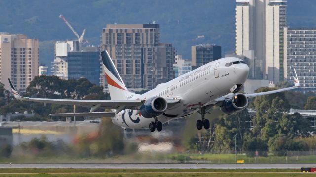 Boeing 737-800 (VH-RQP) - ADELAIDE AIRPORT, JULY 2, 2022