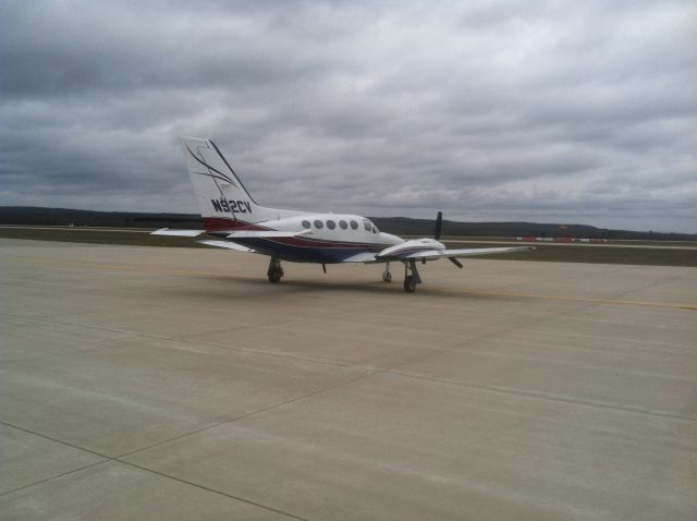 Cessna 421 (N92CV)