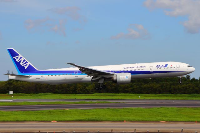 BOEING 777-300ER (JA781A)