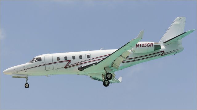 IAI Gulfstream G100 (N125GR)