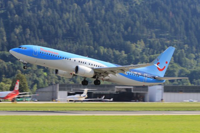Boeing 737-800 (G-TAWF)