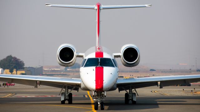 Embraer ERJ-135 (N256JX)