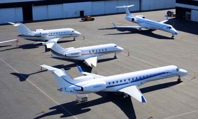 Embraer EMB-145XR (N386AZ)