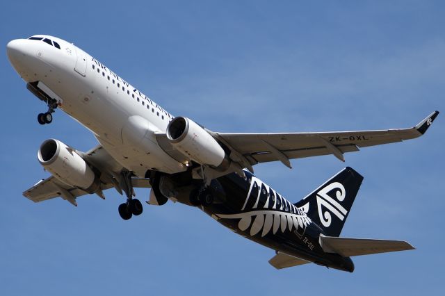 Airbus A320 (ZK-OXL) - on 17 December 2017