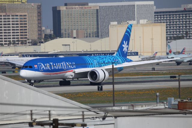 Boeing 787-9 Dreamliner (F-ONUI)